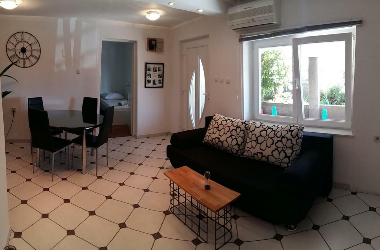 Apartment Melany Senj  Exterior foto